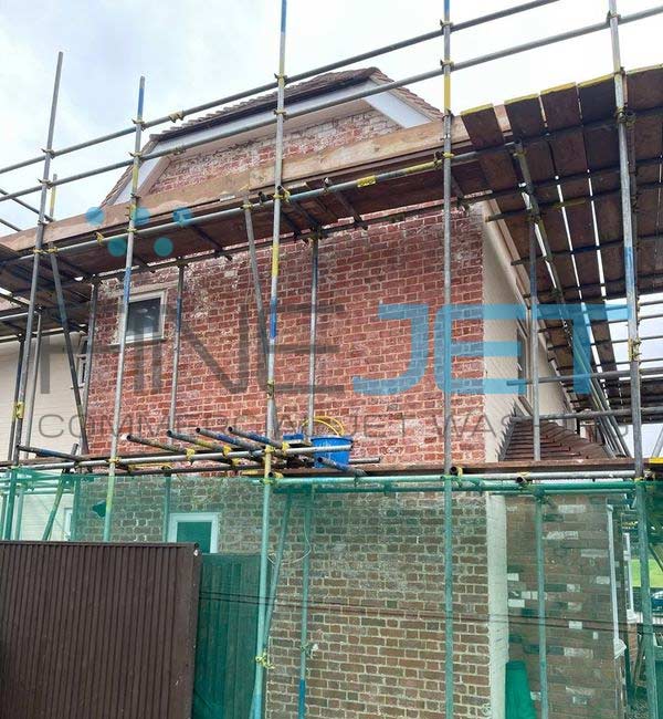 Masonry paint removal from red brick house in Didcot, Oxfordshire