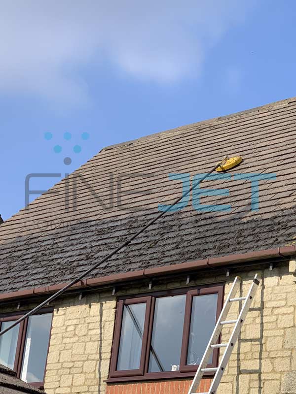 Professional moss removal and roof cleaning for detached property in Oxford, Oxfordshire