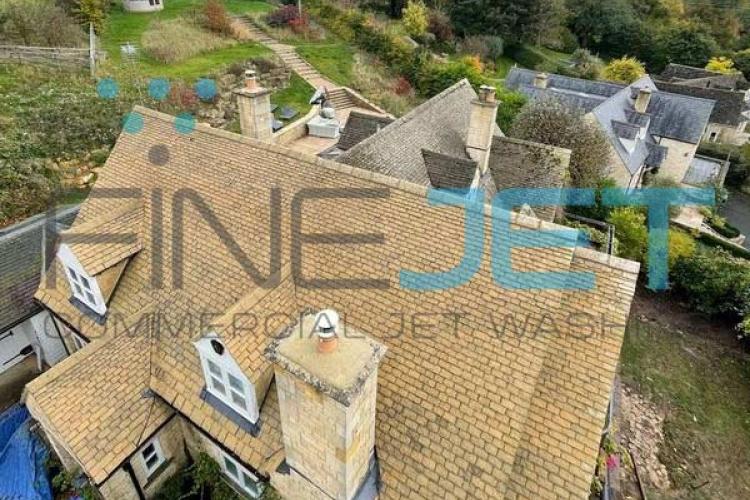 Cotswold slate roof cleaned on rural property in Naunton, Gloucestershire